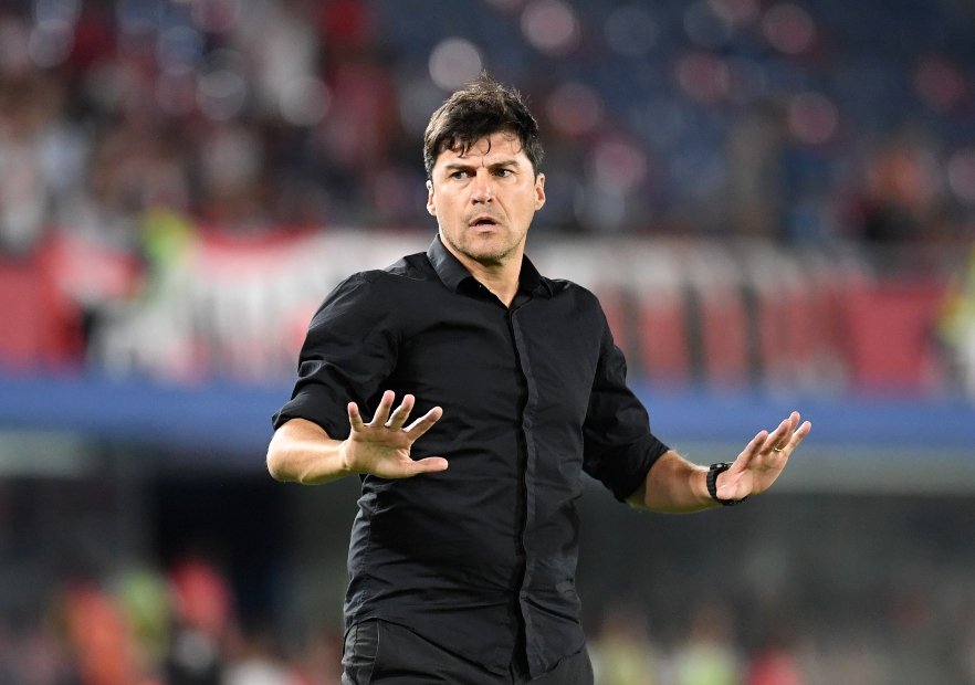 “Vamos a ir a ganar con inteligencia”: DT Estudiantes anticipó vuelta vs. U. Católica por Copa Libertadores