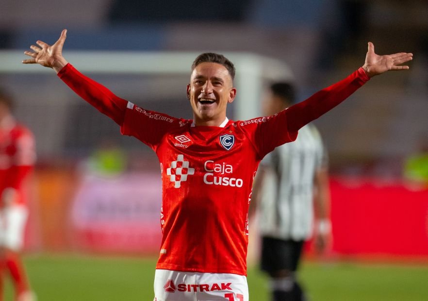 VIDEO | Humillación histórica en la altura: Cienciano aplastó a Botafogo en la Copa Sudamericana