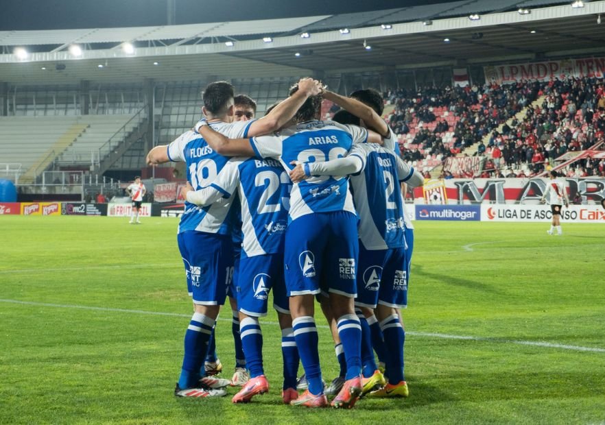 Triunfazo agónico en La Granja: Santa Cruz superó a Curicó Unido se alejó del fondo de la Liga de Ascenso
