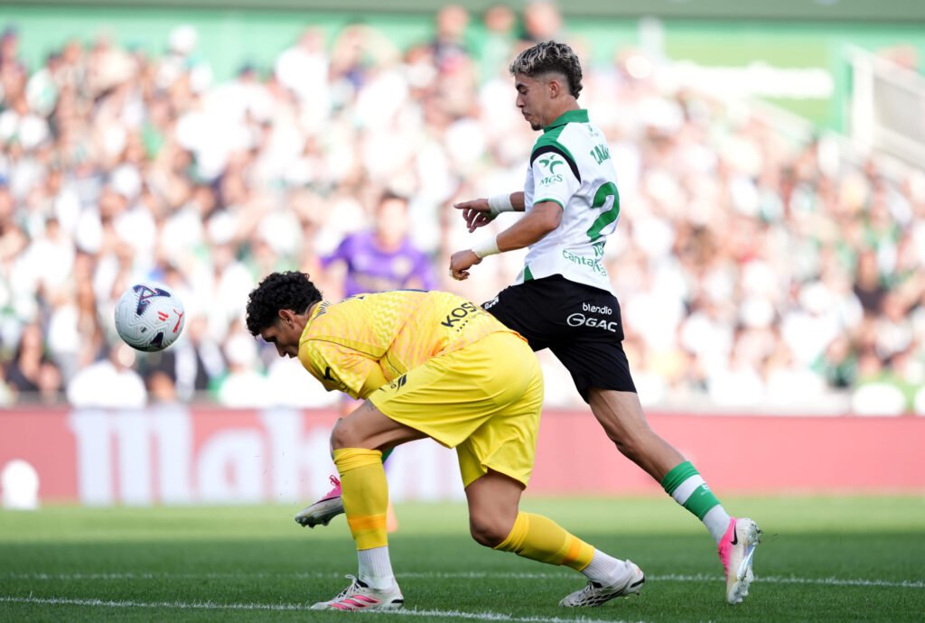 Matías Dituro pagó caro su error: Figura en Mundial Sub 20 de Chile marcó un Hat-trick en triunfo vs. Elche de Lucas Cepeda
