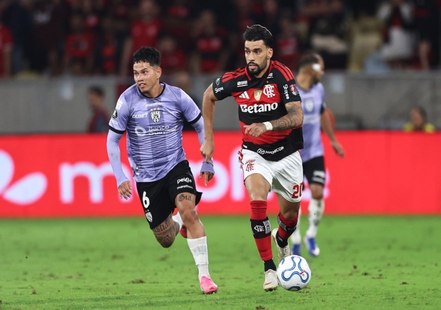 Por segundo año consecutivo: Erick Pulgar jugará semifinales de Copa Libertadores junto a Flamengo
