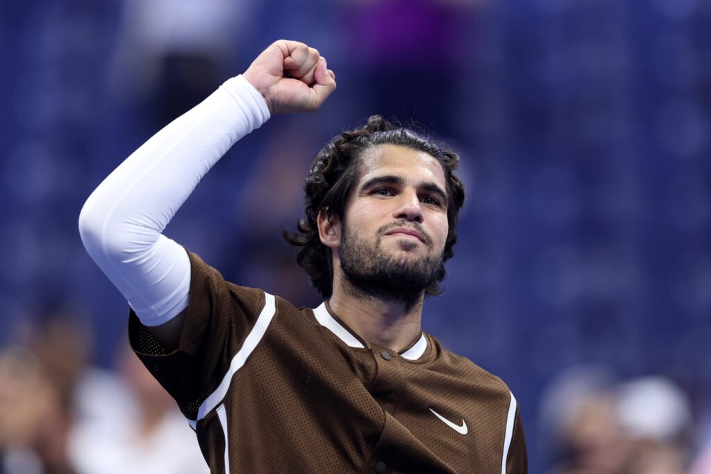 Tomando confianza: Carlos Alcaraz remontó a Jaime Faria y se metió en tercera ronda del US Open 2026