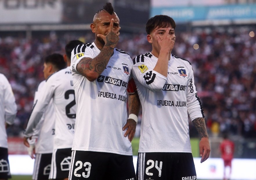 Leandro Hernández: Quién es la joya de Colo Colo y que saltó a La Roja luego que Arturo Vidal lo perfilara para Europa
