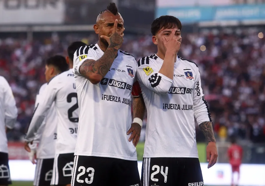 Arturo Vidal por demorada renovación en Colo Colo: “El mejor central de Sudamérica no puede estar nervioso por eso”