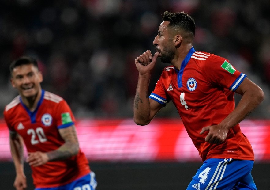 PrensaFútbol en Sonar Global: “Mauricio Isla es el mejor lateral derecho de la historia del fútbol chileno”