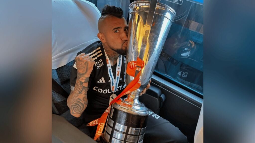 Colo Colo en la cima: La histórica lista de todos los campeones del fútbol chileno año por año