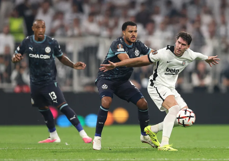 VIDEO | ¡Festín en Estambul! Beşiktaş aplastó a Marsella en su debut por Europa League