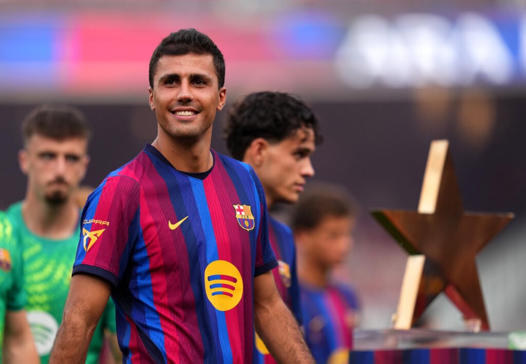 “Son muy flojos”: Rodri se arrepintió de su polémica frase y pide disculpas al plantel del Valencia