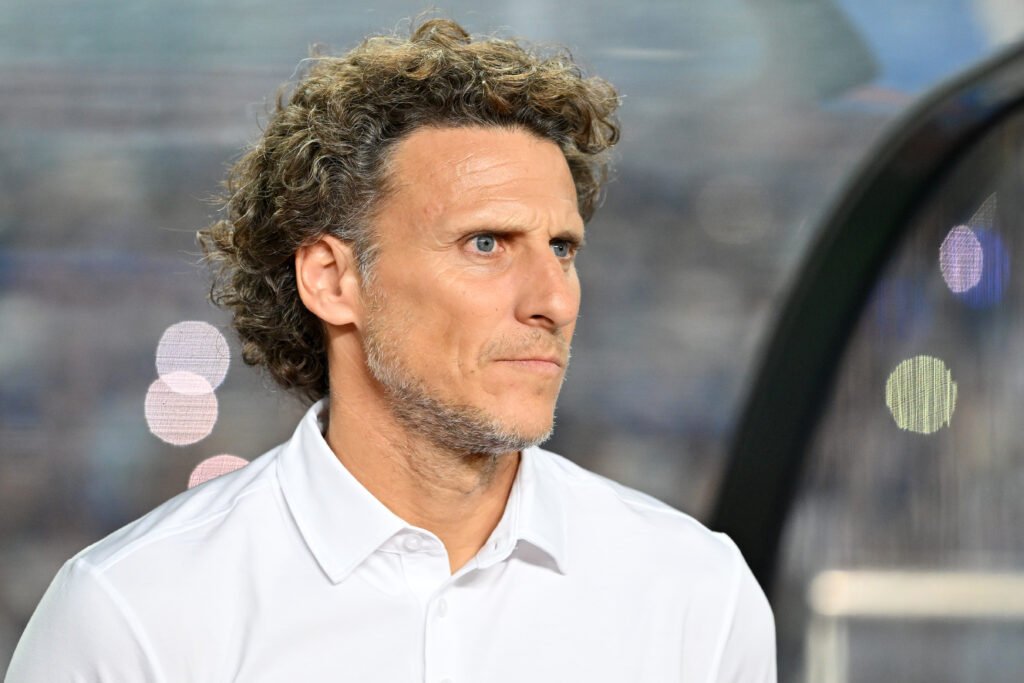 VIDEO | ¿Extrañarán a Bielsa? Uruguay cayó en la agonía vs. Japón en el estreno de Diego Forlán como DT