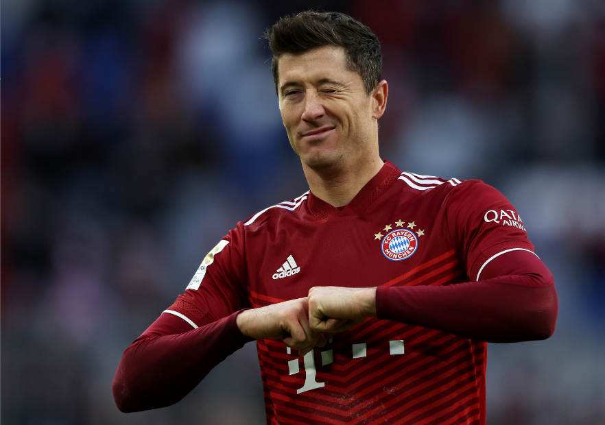 Robert Lewandowski vs. Rodrigo de Paul: Los números y títulos ponen al polaco muy por encima del argentino