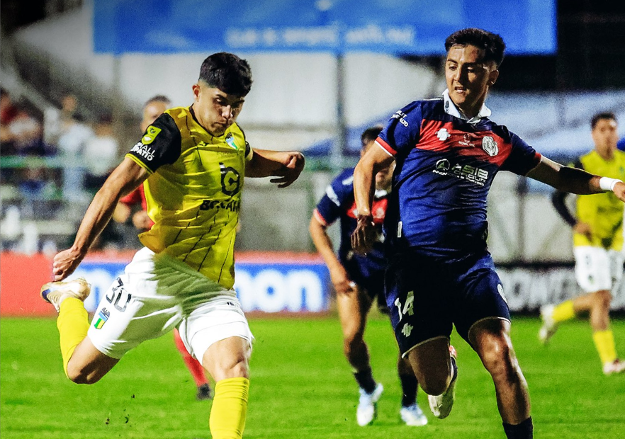 O’Higgins goleó en el global a Santa Cruz y está en cuartos de Copa Chile