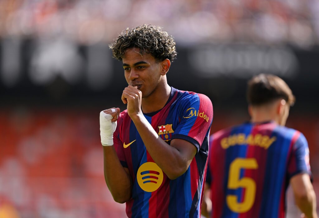 75 años después y sin Julián Álvarez: El increíble arranque goleador del Barcelona de Flick