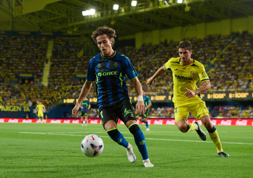 Al podio: Betis de Pellegrini remontó a Villarreal y presiona al Real Madrid y Barcelona